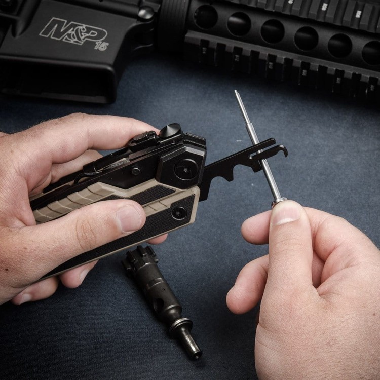 pol_pl_Real-Avid-Multitool-do-konserwacji-broni-AR-15-Tool-AVAR15T-28084_16.jpg